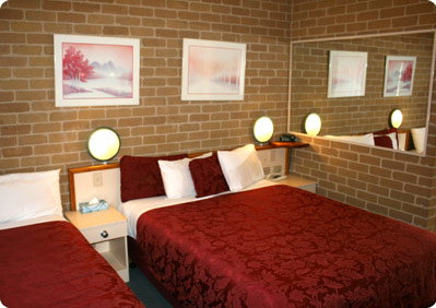 Grand Manor Motor Inn - Accommodation QLD 4