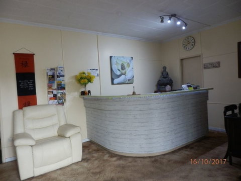 Flying Spur Motel - Accommodation QLD 4