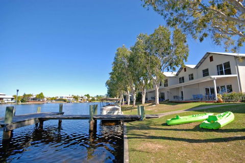 Noosa Entrance Waterfront Resort - Accommodation QLD 10