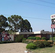 Coach Lamp Motel - Accommodation QLD