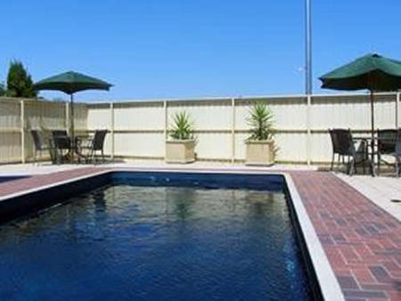 Comfort Inn Parkside - Accommodation QLD 5