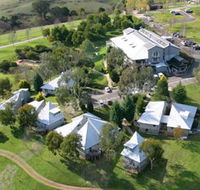 Pinnacle Valley Resort - Accommodation QLD