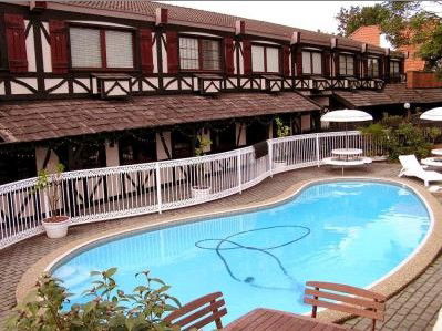 Ascot Motor Inn - Accommodation QLD 1