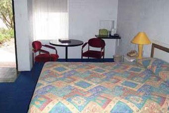 Bacchus Marsh Avenue - Accommodation QLD 2