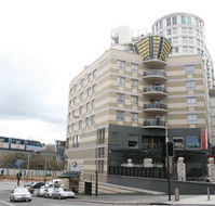 Seasons Darling Harbour - Accommodation QLD