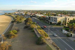 Brighton Savoy - Accommodation QLD 2