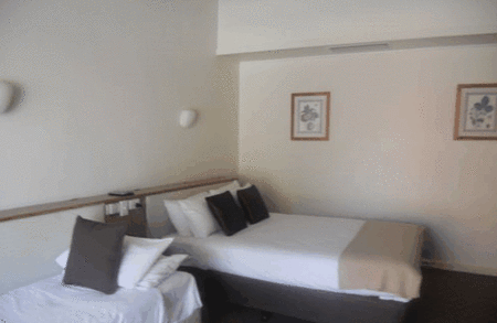 Burkes Hotel Motel - Accommodation QLD