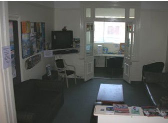 Manly Bunkhouse - Accommodation QLD 3