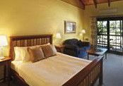 Hermitage Lodge - Accommodation QLD 4