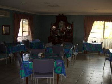 Almond Inn Motel - Accommodation QLD 1