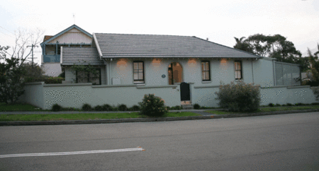 Quinton House - Accommodation QLD