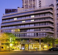 Y Hotel Hyde Park - Accommodation QLD