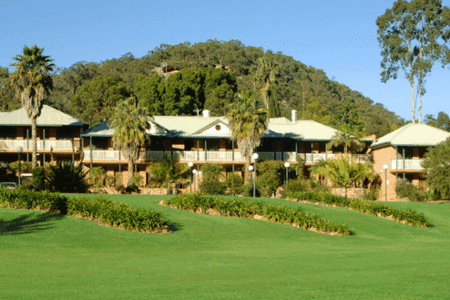 The Retreat At Wisemans - Accommodation QLD