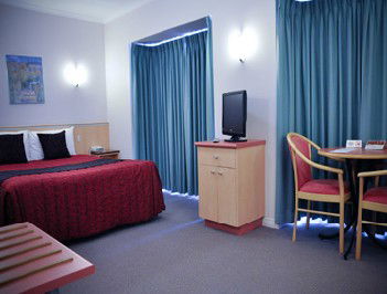 The Waverley International Hotel - Accommodation QLD 3