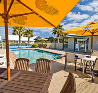 Torquay Tropicana Motel - Accommodation QLD