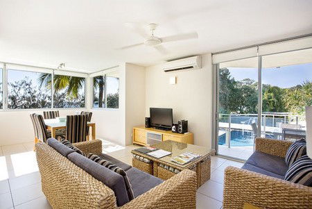 Maison Noosa Luxury Beachfront Resort - Accommodation QLD 5