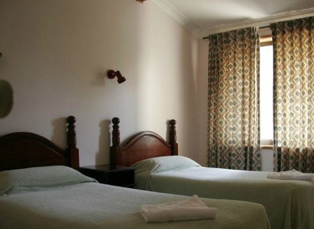 Glen Ayr Cottages - Accommodation QLD 3