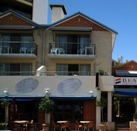 Beachside Apartment Hotel - Accommodation QLD