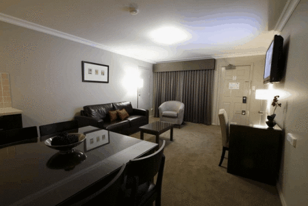 Carlyle Suites & Apartments - Accommodation QLD 4