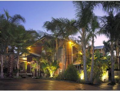 Fishermans Paradise NSW Accommodation QLD