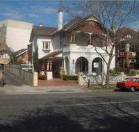 Mclaren Hotel - Accommodation QLD
