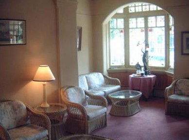 Mclaren Hotel - Accommodation QLD 3