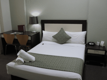 Aarons Hotel - Accommodation QLD