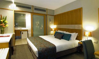 Downtowner On Lygon - Accommodation QLD 0