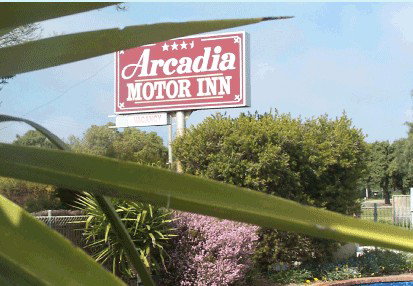 Arcadia Motor Inn - Accommodation QLD 2