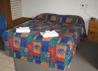 Chalet Motor Inn - Accommodation QLD
