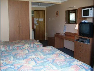 Bridge View Motel - Accommodation QLD 2