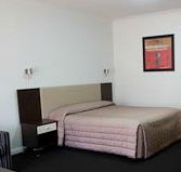 Charles Sturt Motor Inn - Accommodation QLD