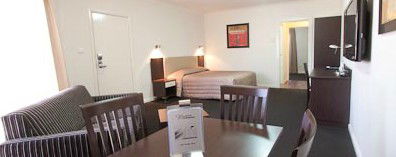 Charles Sturt Motor Inn - Accommodation QLD 2
