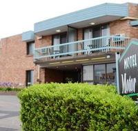 Motel 10 Motor Inn - Accommodation QLD