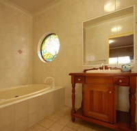 Country Gardens Motor Inn - Accommodation QLD