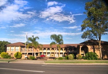 Cumberland Motor Inn - Accommodation QLD 0