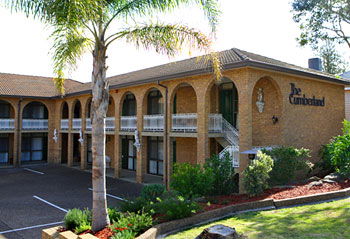 Cumberland Motor Inn - Accommodation QLD 1