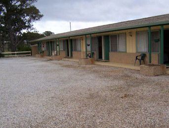 Governors Hill Motel - Accommodation QLD 1