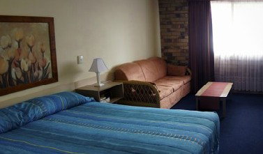 Lancaster Court Motel - Accommodation QLD 2