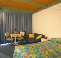 Kingfisher Motel - Accommodation QLD