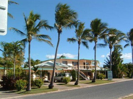 Palm View Holiday Apartments - Accommodation QLD 2