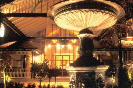 Echoes Hotel And Restaurant - Accommodation QLD 4