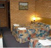 Royal Palms Motor Inn - Accommodation QLD