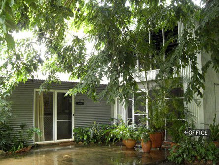 Rum Jungle Bungalows - Accommodation QLD 0