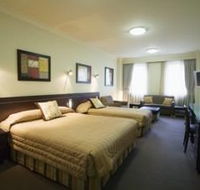 Hyde Park Inn - Accommodation QLD