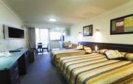 Hyde Park Inn - Accommodation QLD 1