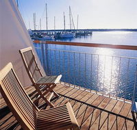 Quest Harbour Village - Accommodation QLD
