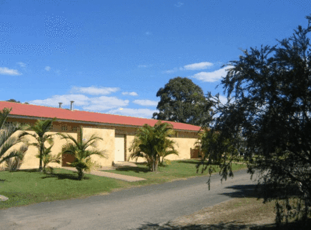 Glenlodge Caravan Village - Accommodation QLD 3