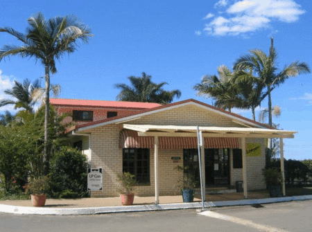 Glenlodge Caravan Village - Accommodation QLD 5