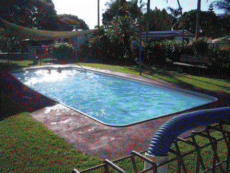 Oakwood Caravan Park - Accommodation QLD 3